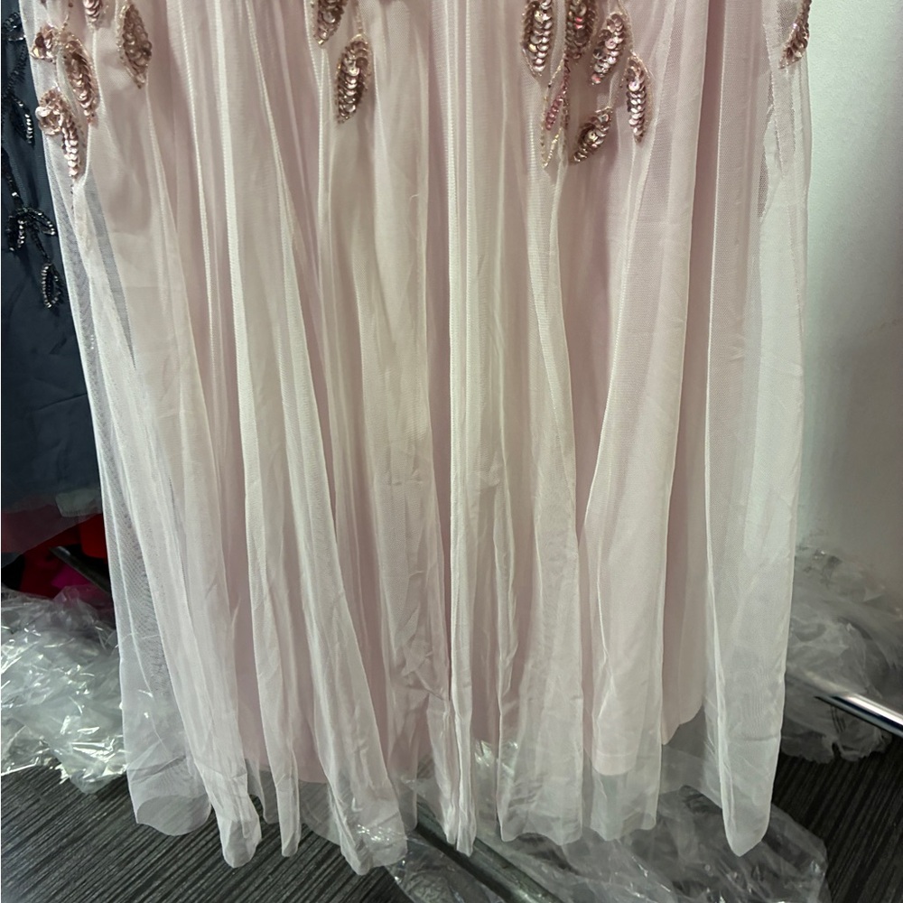 Adrianna Papell Elegant Pink Embroidered Evening Gown - Picture 12 of 13